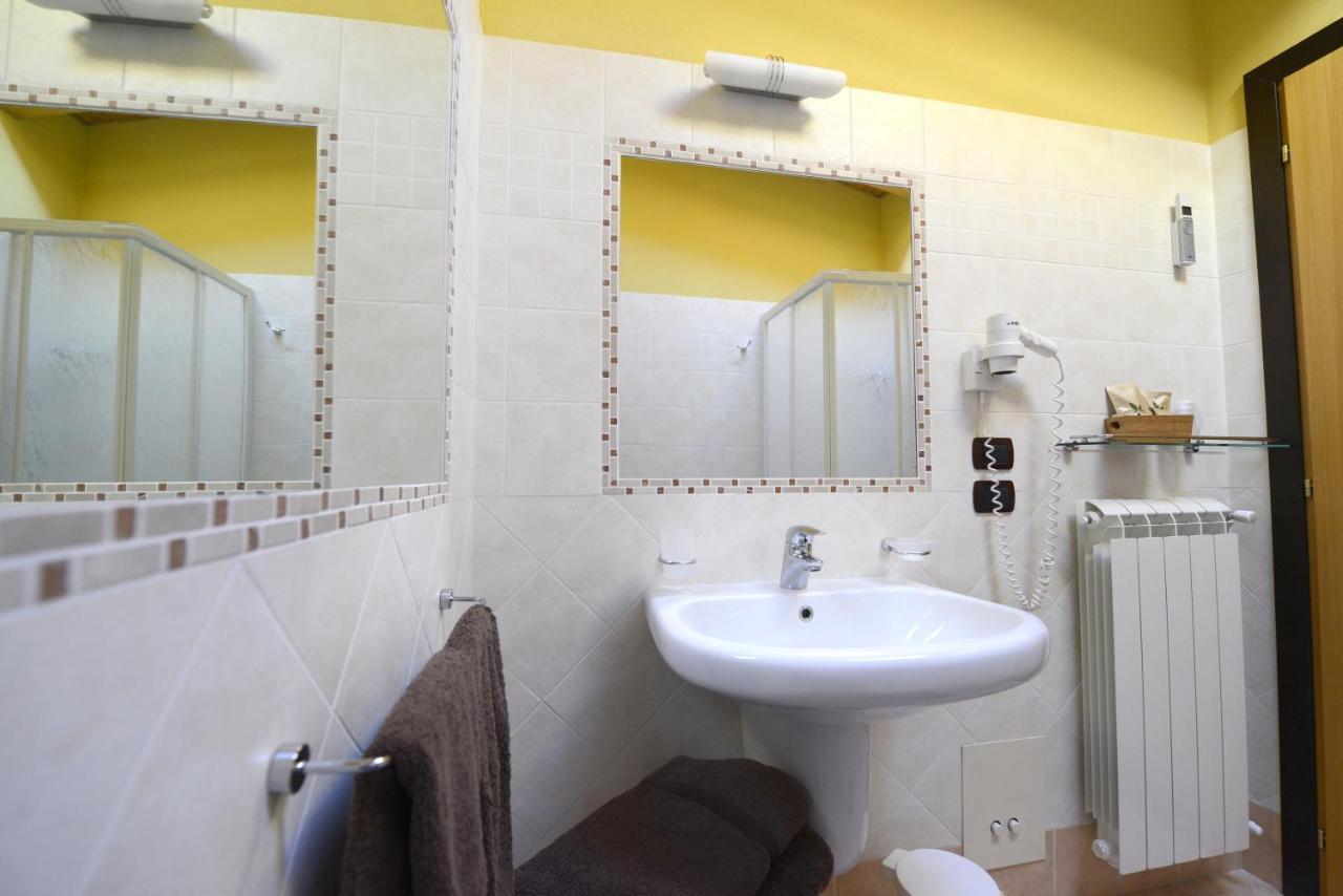 Hotel Veduta Dell'Adamello Тему Экстерьер фото